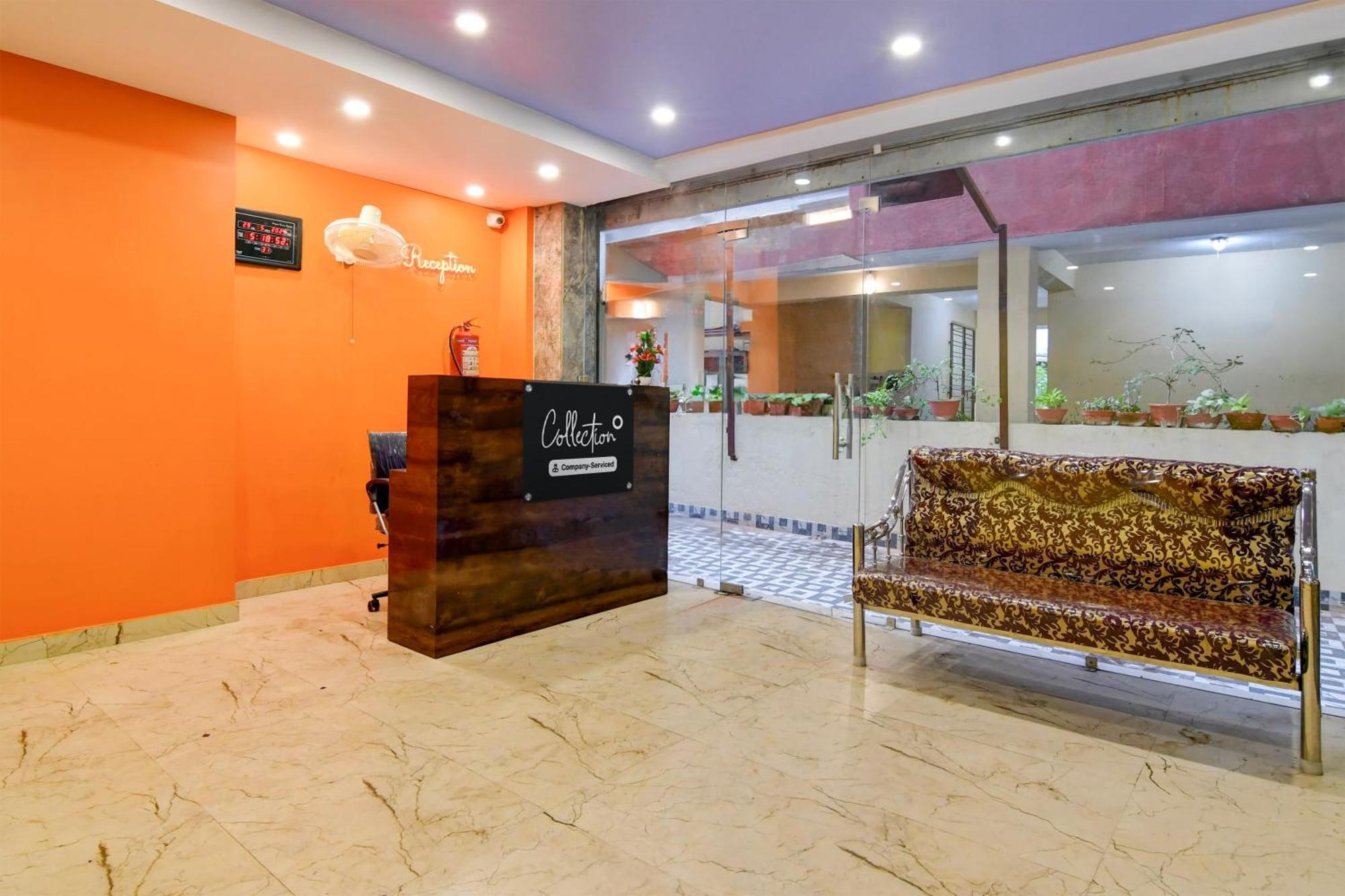 Super Collection O New Town Near Om Sweets Formerly Shiva Inn Колката Екстериор снимка